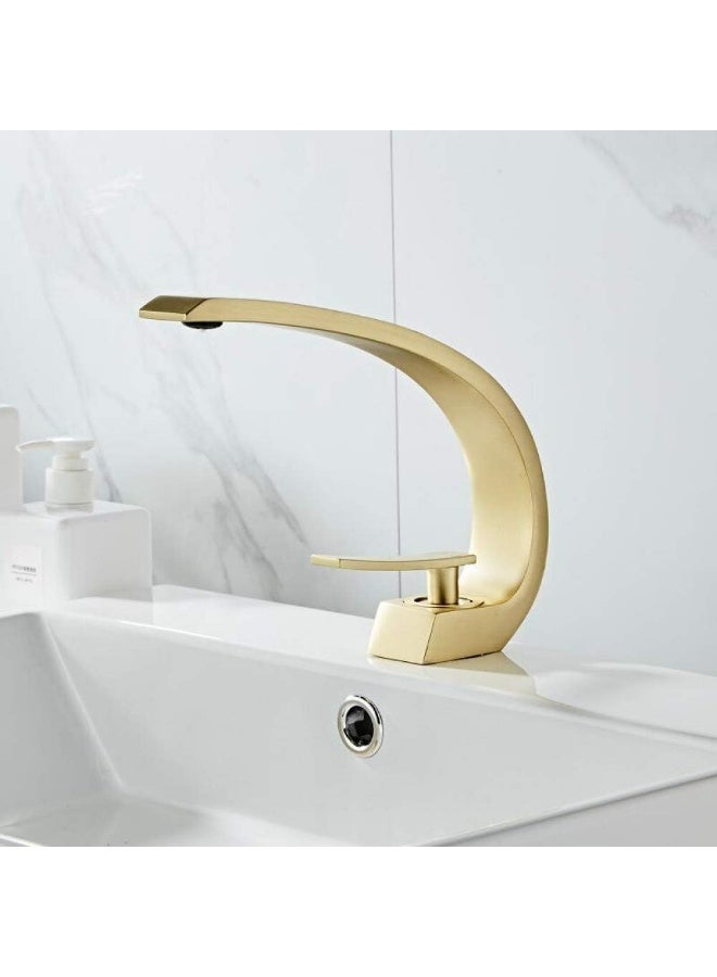 واي دي صنبور مطبخ عصري بمقبض واحد وفوهة عالية مقوسة، يُثبت على حوض المطبخ، يتميز بتدفق مياه سلس، مصنوع من معدن متين، سهل التحكم، مناسب للمطبخ المنزلي - Image 2